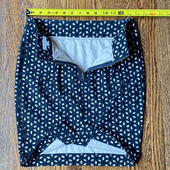 LOFT Black Eyelet Skirt - Picture 4 of 6